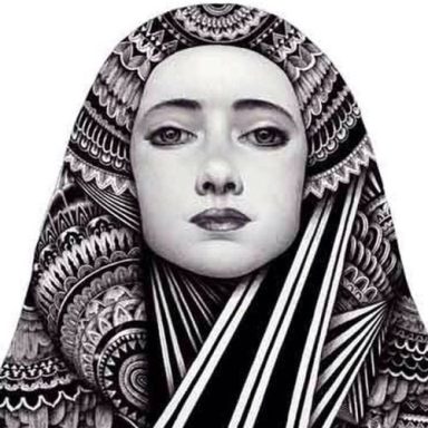 Retrato de una joven con un velo, con patrones en blanco y negro.